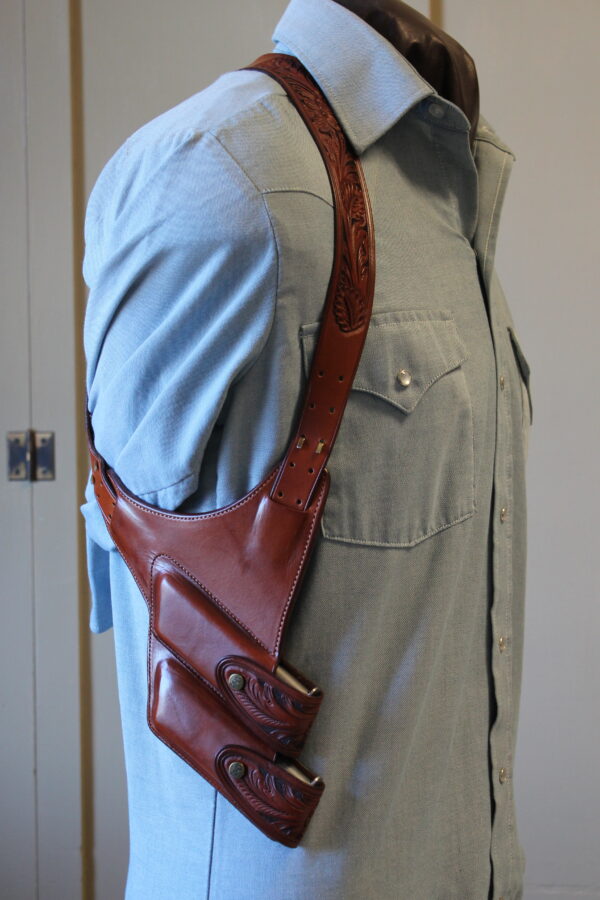 Shoulder holster Mag side