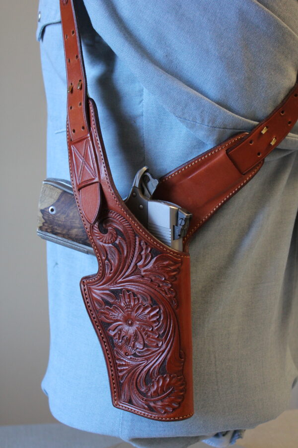 Shoulder holster