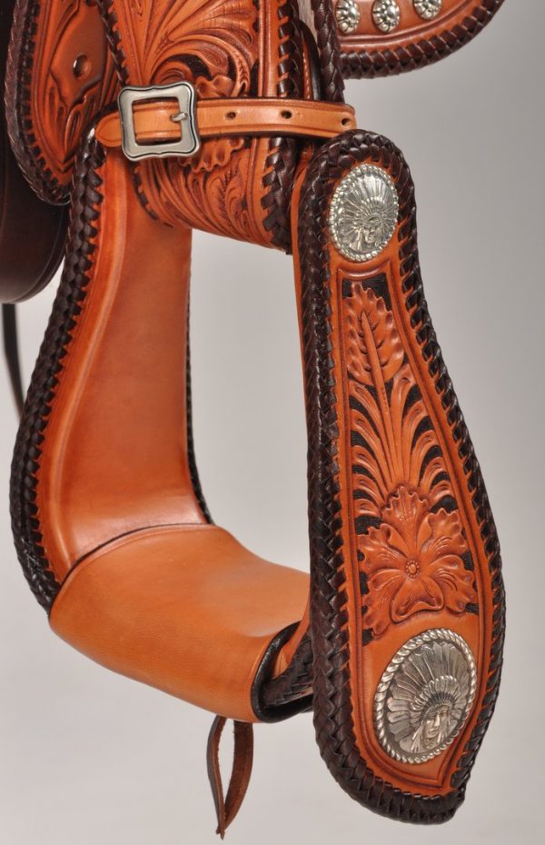 unicanitor saddle history